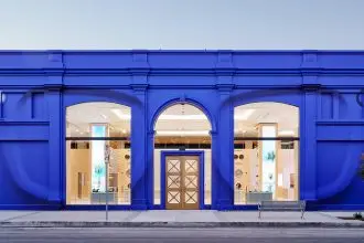 Opening a second permanent store in preparation for the next wave of smart glasses